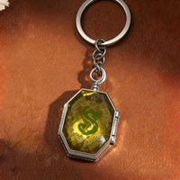 Llavero de Gema Brillante, Cristal Multifacético Verde/Amarillo, Borde Metálico Brillante, Diseño Único Antipérdida para Llaves, Bolsos, Monederos, Regalo